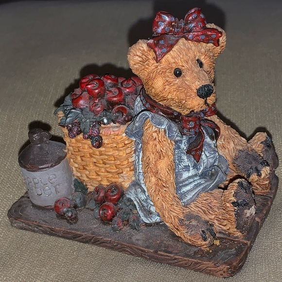 3/$25 Boyds Bears & Friends #2006 Life’s Harvest